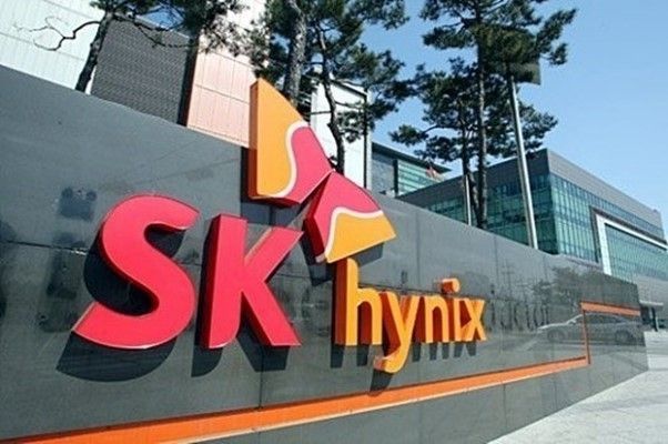 SK하이닉스, 반도체 '트리플 크라운' 2018 날았다