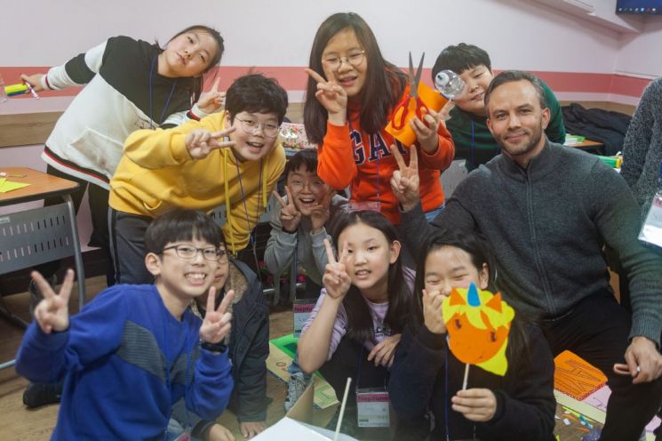 광진구 김보빈 어린이 원어민 영어 배우며 즐거워하는 이유?