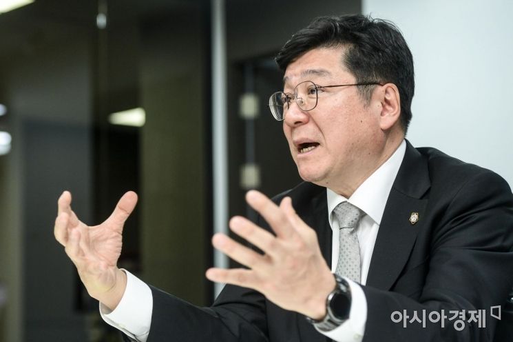 대한변협 “윤석열 총장 징계청구·직무정지 재고하라” 성명