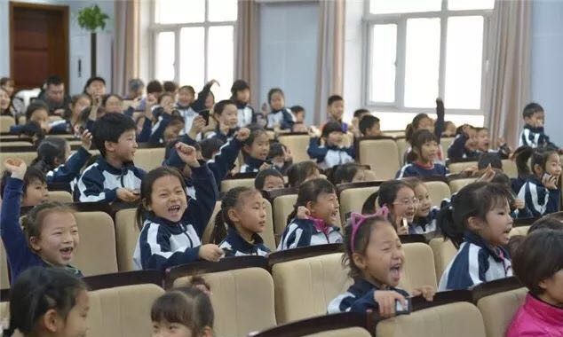 [특파원칼럼]中 초등학교의 '즐거운 시험'