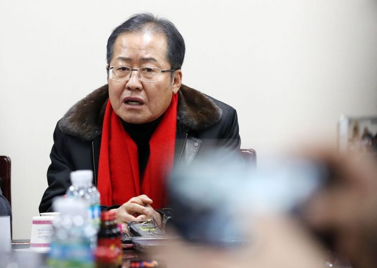 홍준표, 한국당 선관위 비판…“특정후보 위한 ‘깜깜이’ 전대 추진”