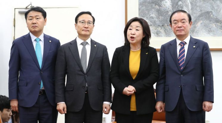 심상정 “한국당, 정치파업 중단…'선거제도 개혁' 논의 동참 촉구”