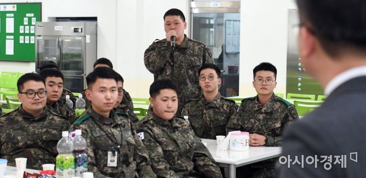 [포토]국군장병 휴대전화 사용 관련 간담회