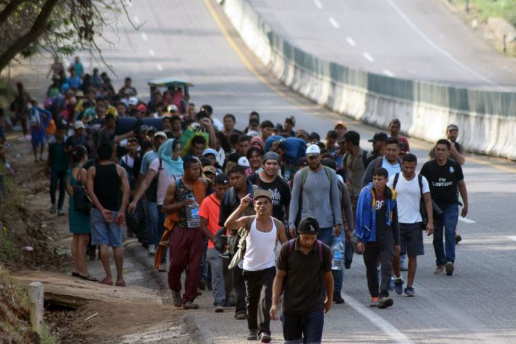 美국방부, 멕시코 국경에 3750명 추가 병력 배치