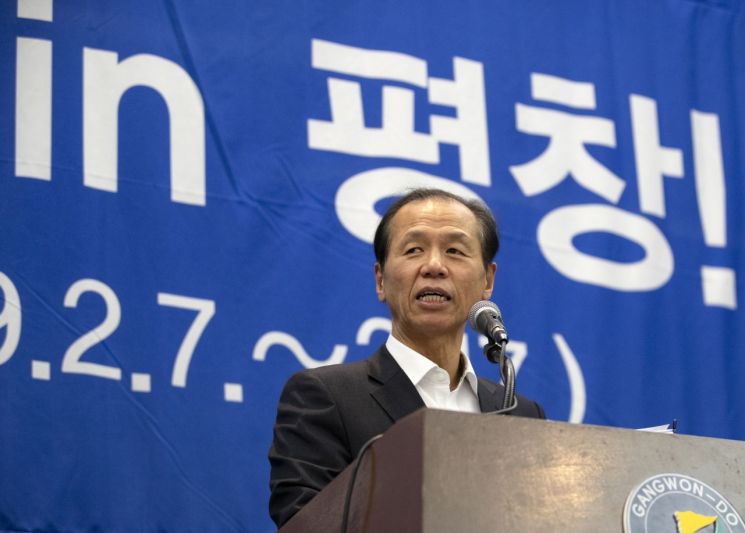 "평창을 한국판 다보스로"..올림픽 1년 맞아 평화·장애·인류 화두 제시