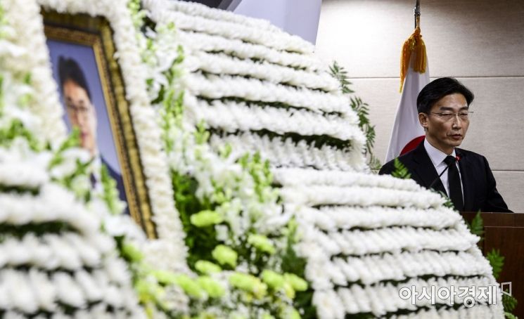 [포토] 추도사하는 이국종 교수