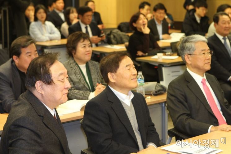황주홍 의원, 한국정치발전과 제3정당의 길 토론회 개최