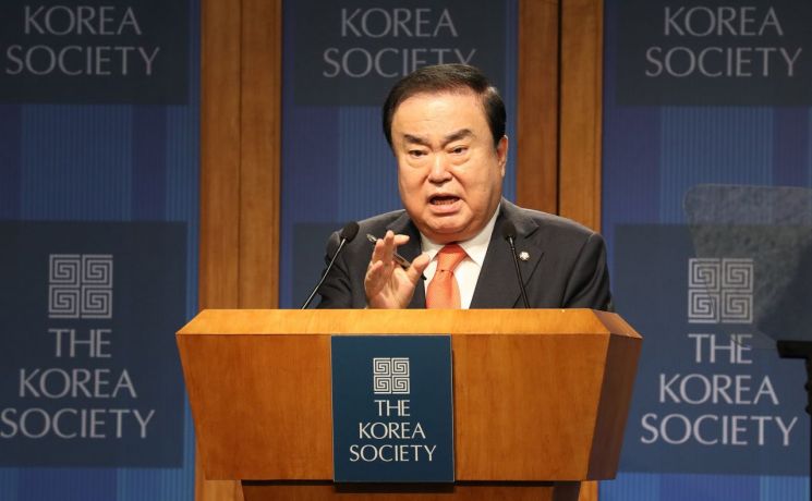 문희상 "核포기 없는 남북관계 진전은 한계"