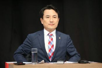 한국당 당권 주자 2차 토론회…외연확장·경제·안보 공방전