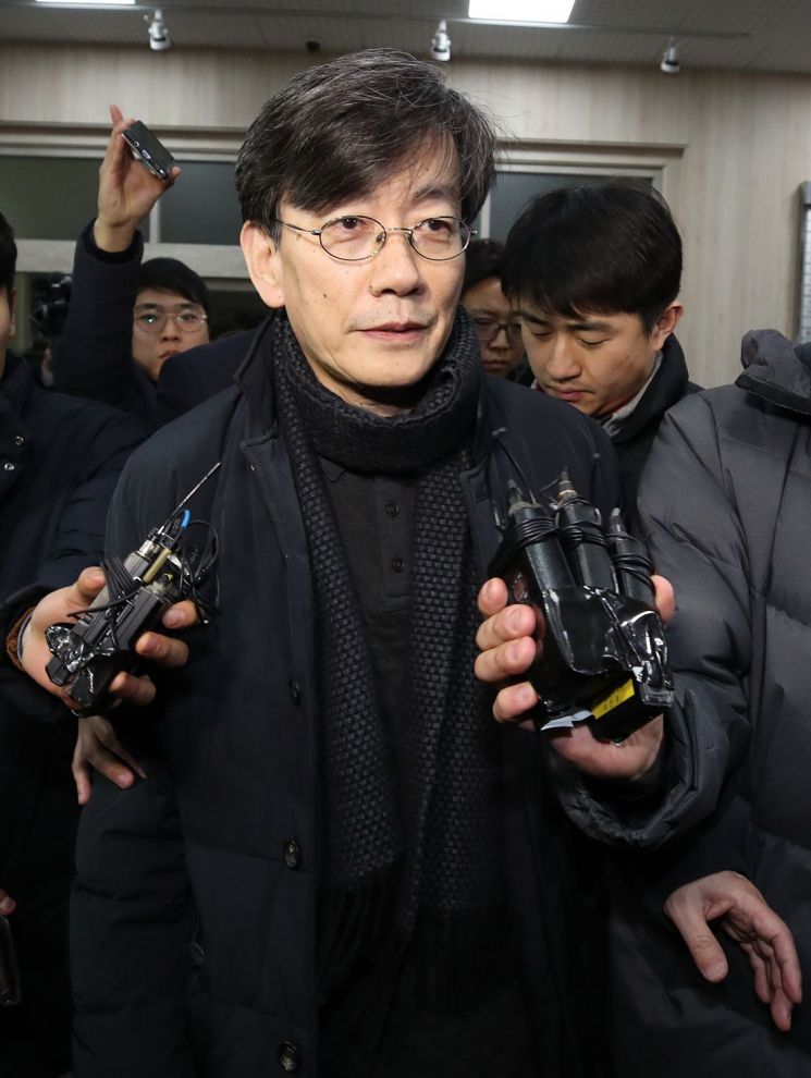 '손석희 폭행' 고소 김웅 프리랜서 기자, 내일 경찰 출석