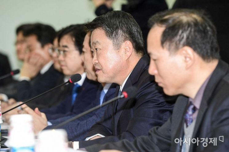 정부, 자영업기본법 제정 '속도'…자영업계 참여 대책회의 정례화