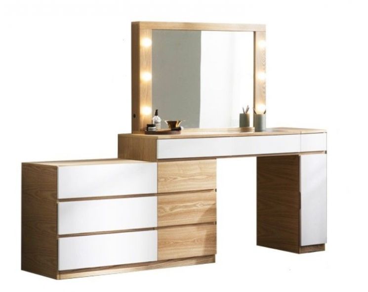 "나도 전문가처럼"…조명 화장대·LED 거울 불티나(종합)