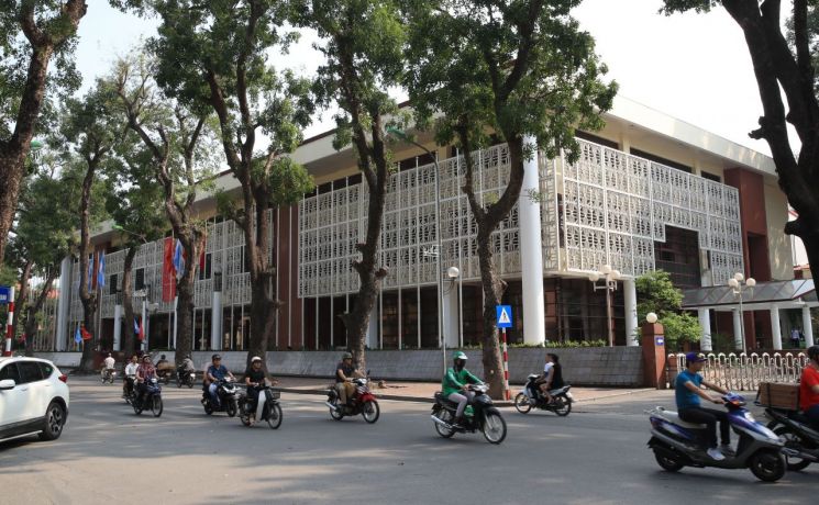 北김창선, 닷새 연속 메트로폴 호텔 방문…金 숙소 유력? 