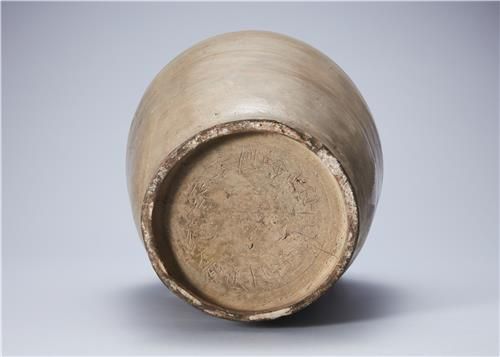 '청자 순화4년명 항아리', 56년 만에 국보 승격 