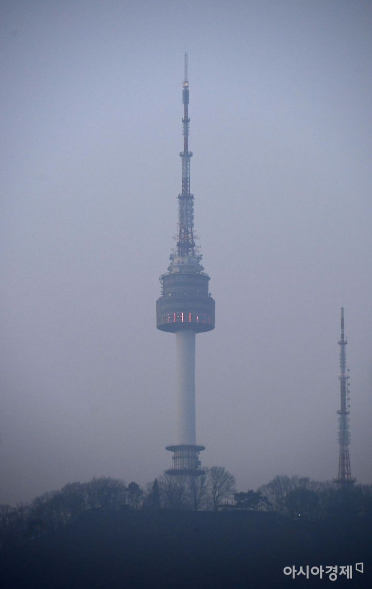 [포토] 나흘 연속 속썩이는 미세먼지 