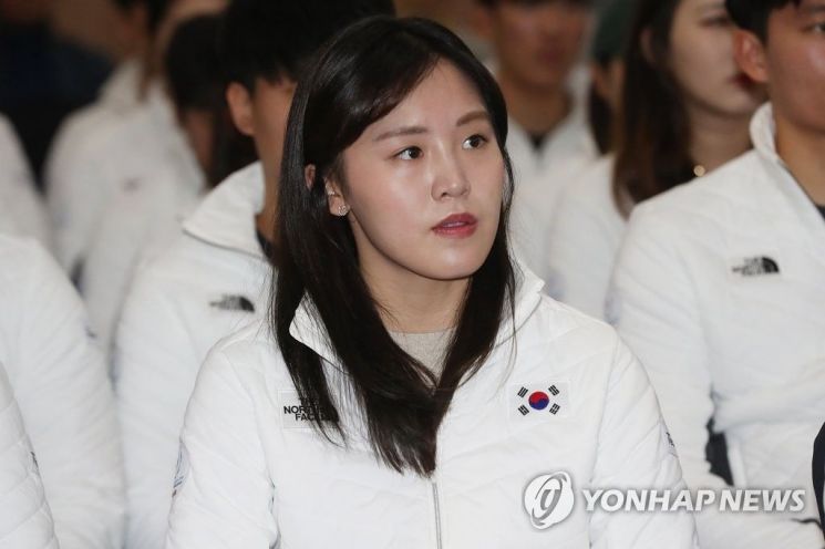 쇼트트랙 김아랑, 동계유니버시아드 1500m 금메달…부활 신호탄