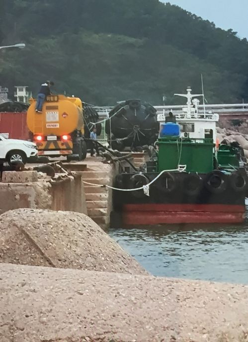 '미세먼지 주범' 해상용 벙커C유…180억원대 '기름세탁' 불법 유통