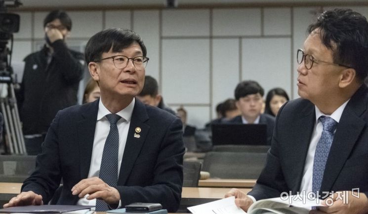 [포토] 공정경제 토론회 참석한 김상조 위원장