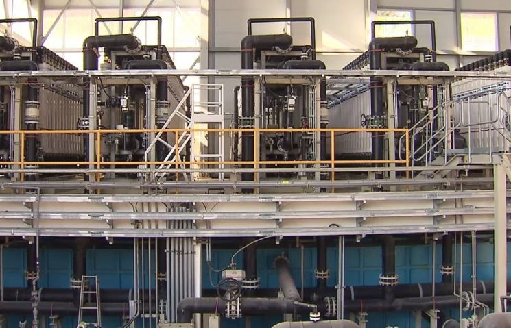 [과학을읽다]물이 부족해?…해수 담수화의 원리