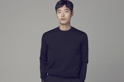 류준열, 이명박 언급? "감옥에 가면 누구처럼 금방 석방될 것 같았다"