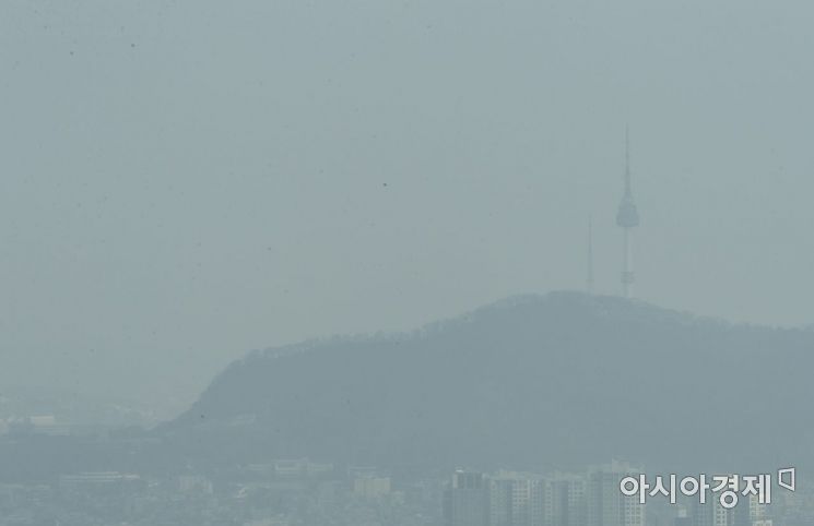 [포토] 희미한 남산 서울타워