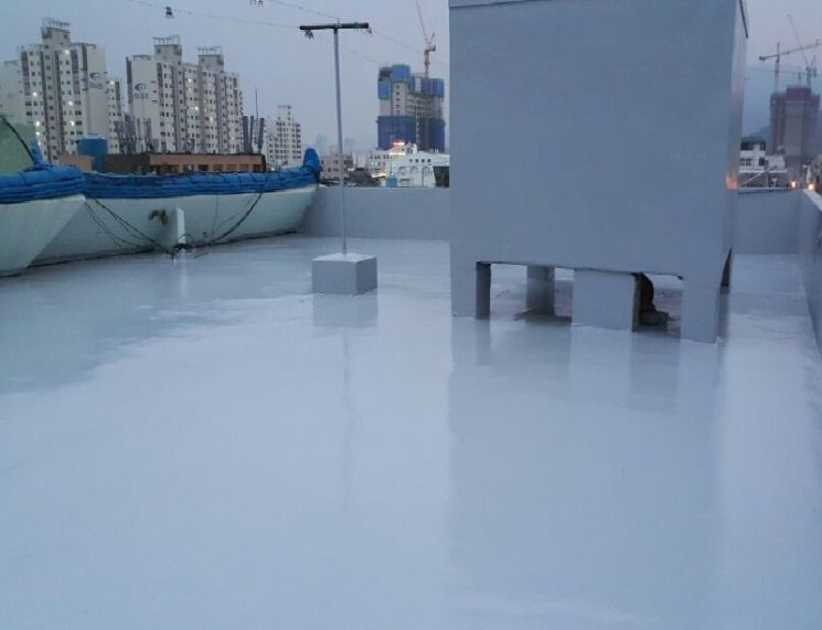 건물 지붕·옥상 태양열 반사 효과 도료 시공 '쿨루프' 추진 