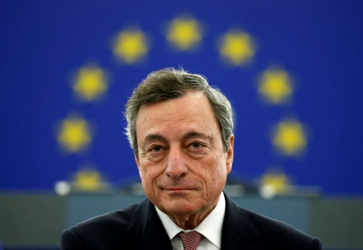 ECB, 美Fed보다 한 발 빠른 '길고 깊은 경기침체' 대응 (종합)