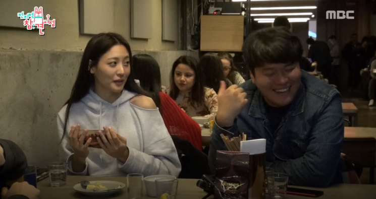 매니저에게 손편지를 받아 감동한 배우 수현 / 사진 = MBC 캡처