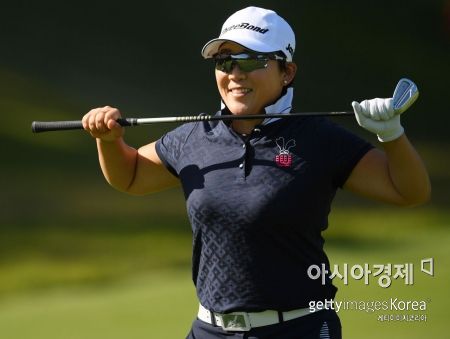 신지애 "JLPGA 개막전 5위"…히가 우승