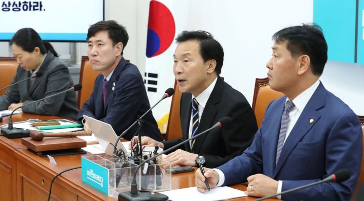 손학규, 한국당 작심 비판…“선거제 개혁 훼방 놓기 위한 속임수”