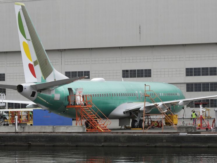 美당국·보잉 '불안 달래기'에도…737맥스 운항 중단 잇따라(종합)