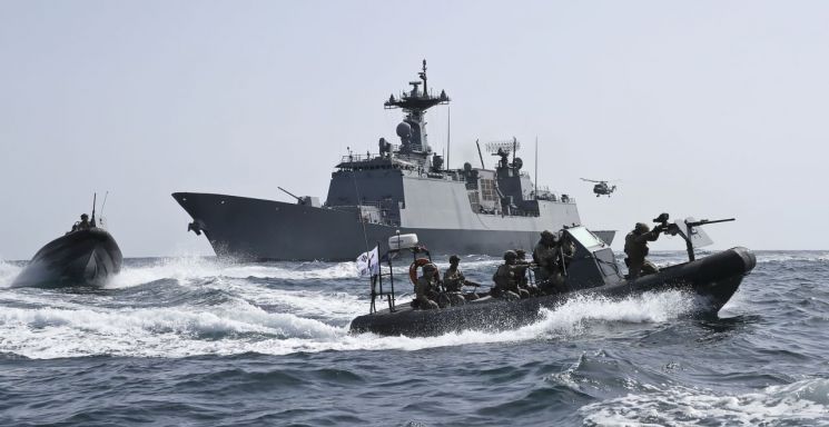 한국-호주 포항 인근 해상서 연합훈련…작전수행 능력 향상