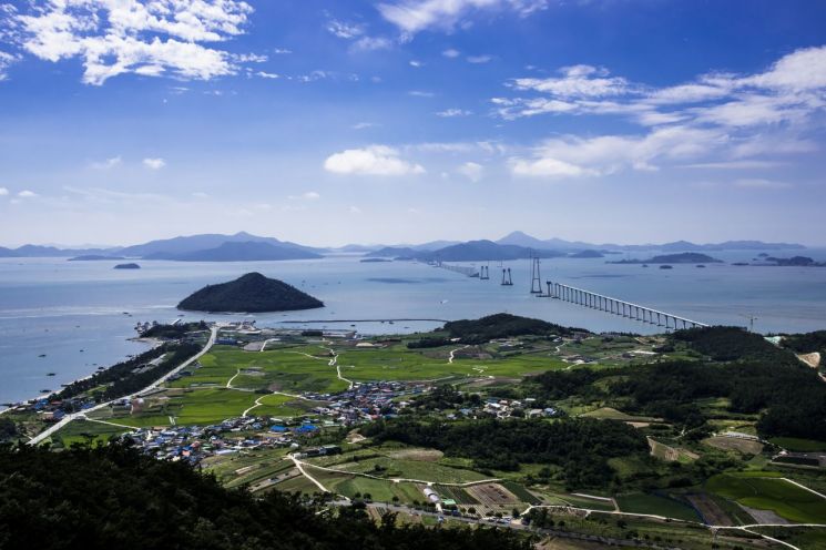 신안군 압해읍 송공리 전경. 사진=신안군