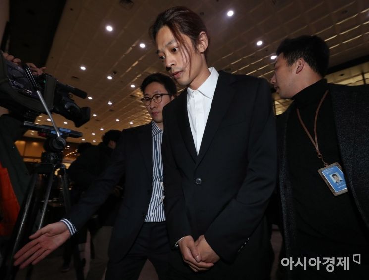 [포토] 가수 정준영 경찰 출석