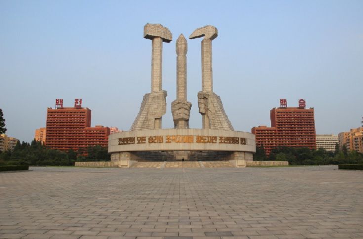 평양의 주요 관광명소로 알려진 북한 노동당 창건기념탑 모습(사진=프티퓌테 홈페이지/www.petitfute.com)