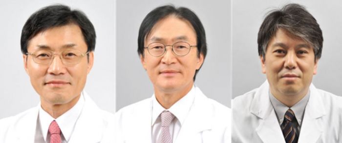(왼쪽부터)박상윤 전 국립암센터 자궁암센터장, 조관호 전 국립암센터 양성자치료센터장, 정진수 국립암센터 부속병원장