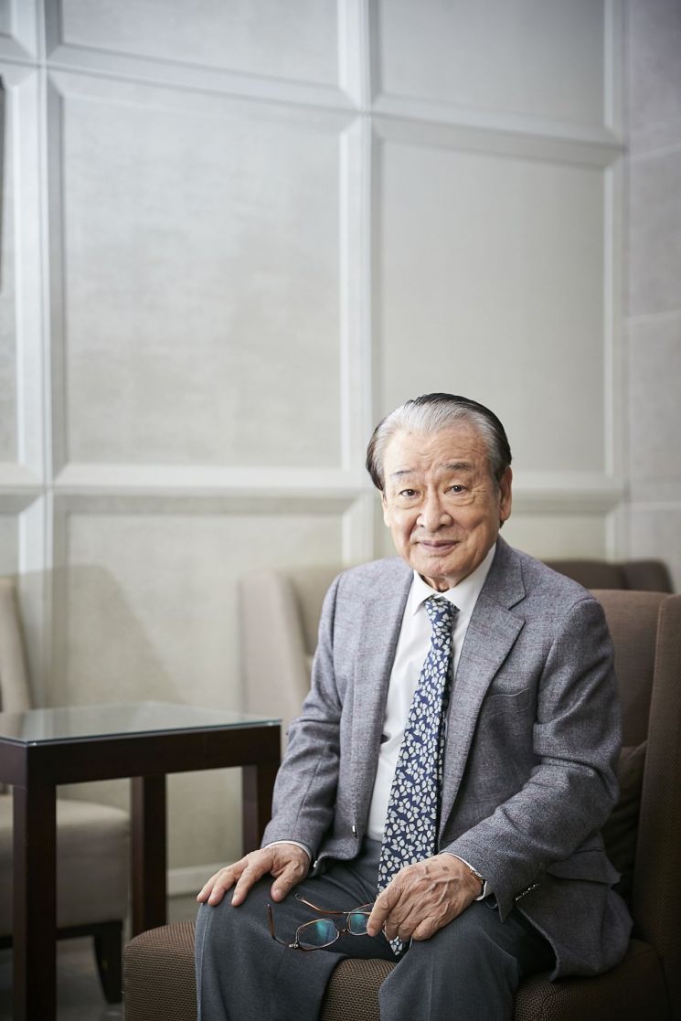 이순재 연기 70년…대한민국이 그를 '어른'으로 기억하는 이유[라임라이트]