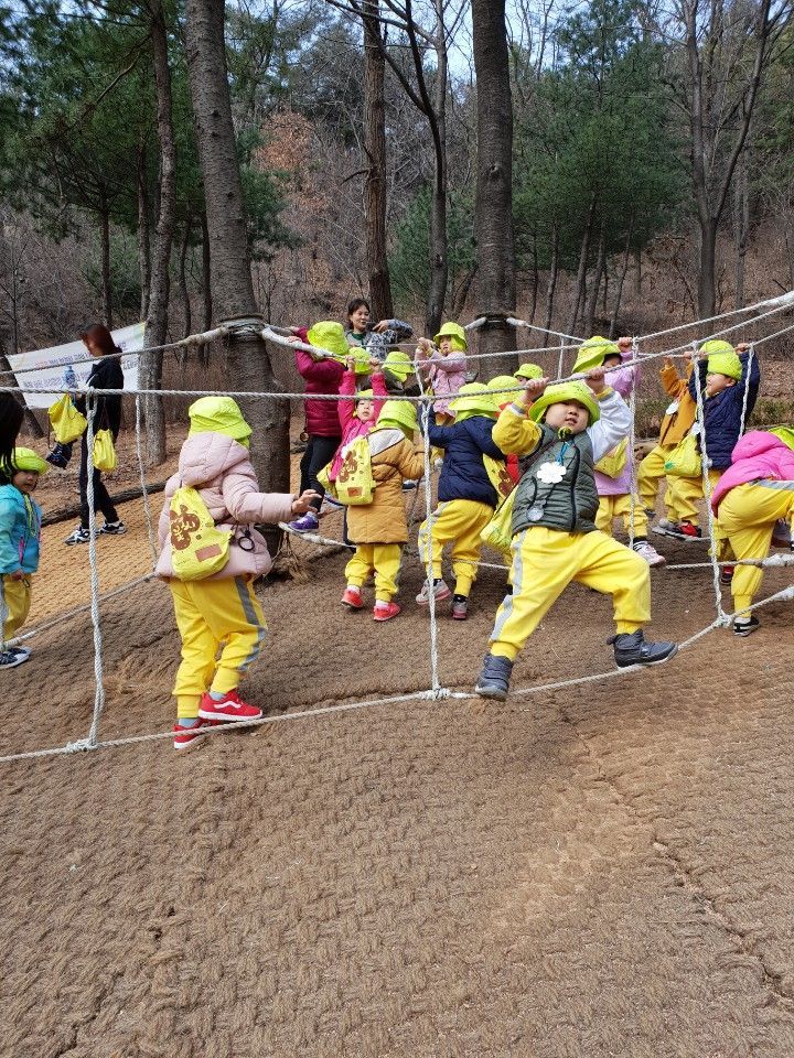 아차산 유아숲 봄 새싹 한창~