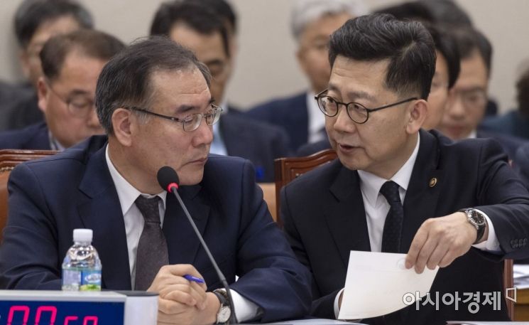 [포토] '모범 답변'