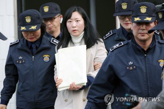 “아버지 죽이지 않았다” 김신혜 사건, 두 번째 공판준비기일 진행