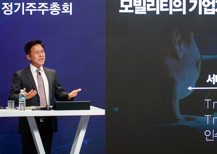 박정호 "5만원대 5G요금, 데이터 소진해도 끊김없다"(종합)
