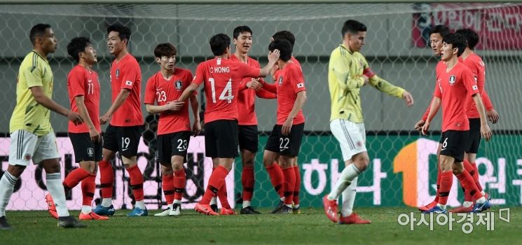 [포토] 2-1 승리 거둔 축구대표팀
