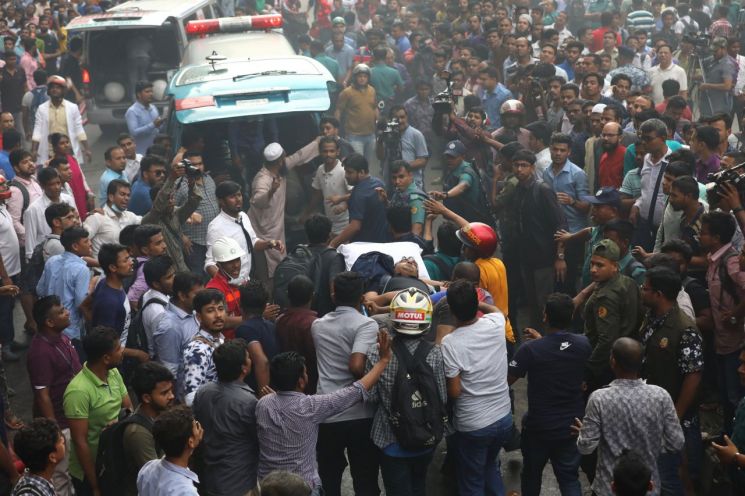 방글라데시 고층 건물 화재 사망자 수 25명으로 늘어(종합)