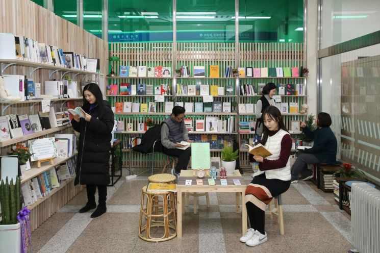 광주 동구 ‘행복한 책마을 사업’ 탄력