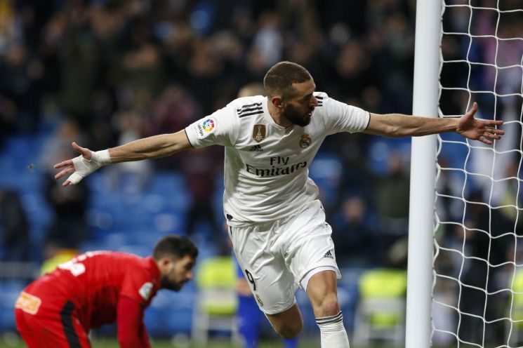 카림 벤제마, 메시·호날두도 못한 '대기록' 달성…리그서 만난 전구단 상대 득점