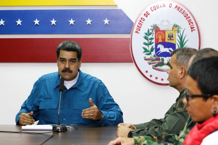 베네수엘라 대정전 사태에 '전력 배급' 실시…휴교·단축근무 연장