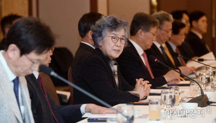 [포토] 인사말하는 박은정 권익위원장