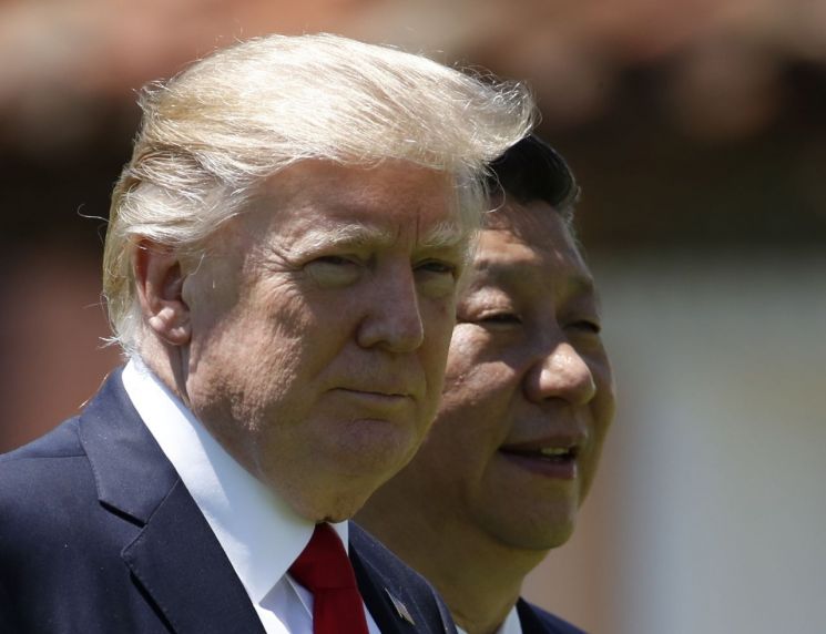 도널드 트럼프 미국 대통령과 시진핑 중국 주석. 자료사진. 출처  AP연합뉴스