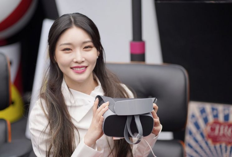 [5G개막]김연아·이제훈·청하도 5G폰 쓴다...개통 행사 성황리