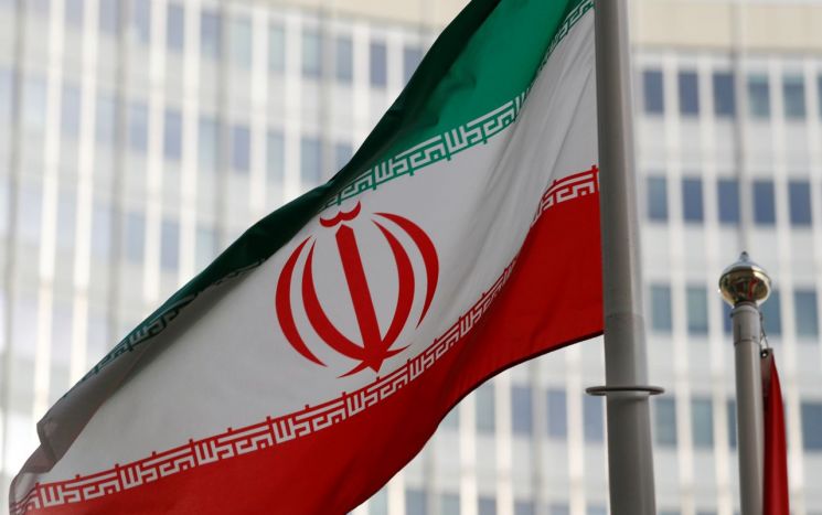 中정부 "美의 이란 원유 제재 강화 계획은 일방적…일관되게 반대" 